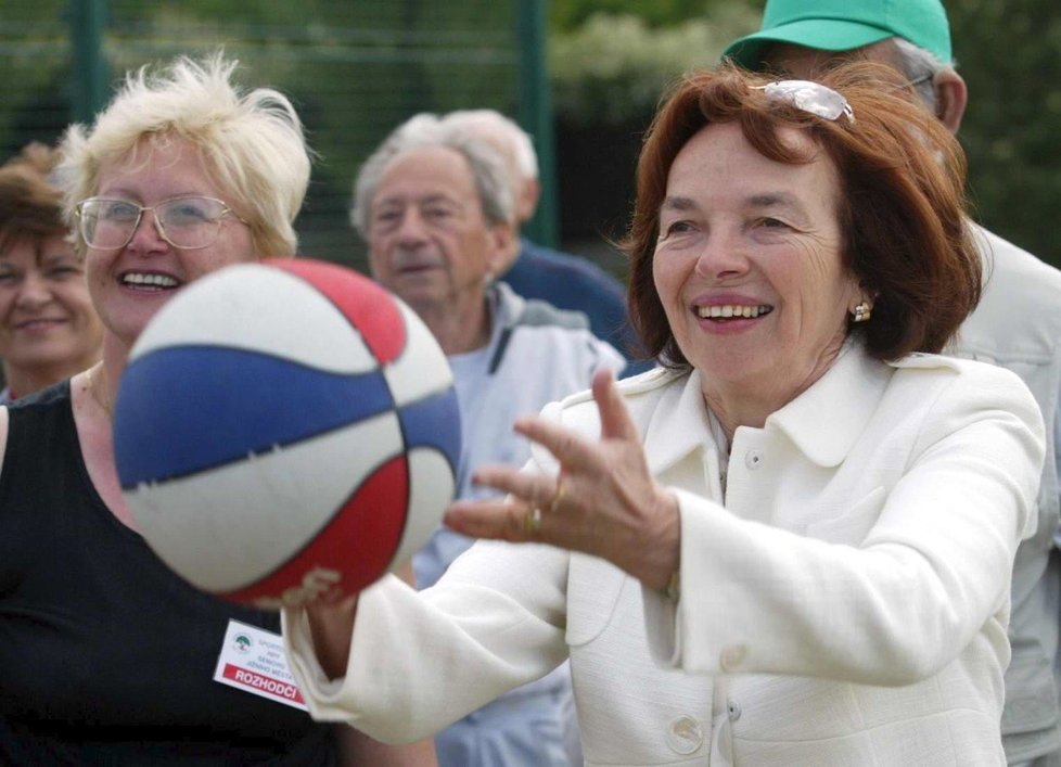 2004 - Sportovní den důchodců.