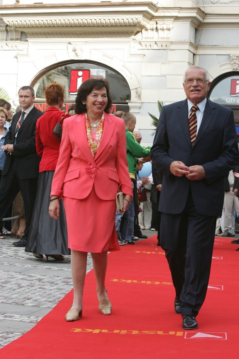 2005 - Livie Klausová s manželem.