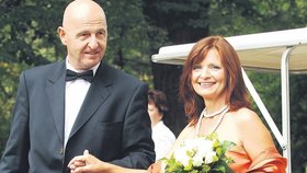 Malá letní svatba Ondřeje Neffa a Ljuby Krbové