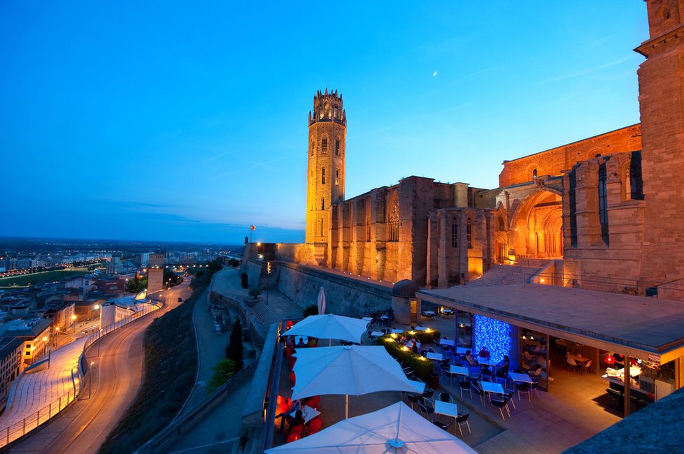 Lleida, jedno z nejstarších měst v Katalánsku, leží v bezprostřední blízkosti Pyrenejí.
