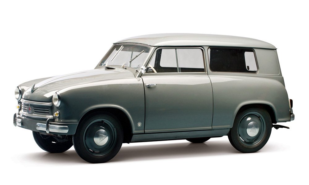 Třídveřové kombi Lloyd LS400 vypadalo až po spodní hranu bočních oken stejně jako sedan LP400.