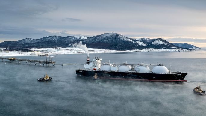 Na produkci ruského LNG se může podepsat odchod společnosti Shell.