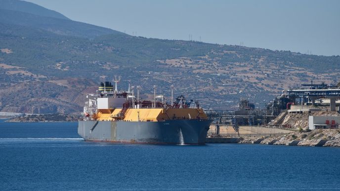 Loď převážející zkapalněný zemní plyn (LNG)