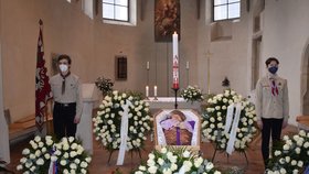 Tělo biskupa Františka Lobkowicze (†74), který zemřel 17. února, vystavovali včera v kostele sv. Václava v Ostravě.