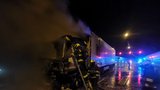 Komplikace na Pražském okruhu: Lochkovský tunel byl 15 hodin zavřený! Hořel tam kamion