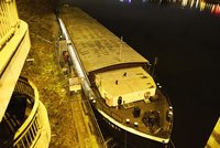Aktuální pražské projekty: Více lamp pro elektromobily a nezbytné vybavení lodi Hermes pro lidi bez domova