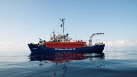 Loď Lifeline zakotví na Maltě, migranty si rozdělí několik zemí