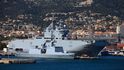 Loď Mistral ve francouzském Toulonu