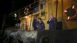 Na Ukrajině se potopila loď: Nejméně 16 mrtvých, kapitán plavidlo několikanásobně přetížil