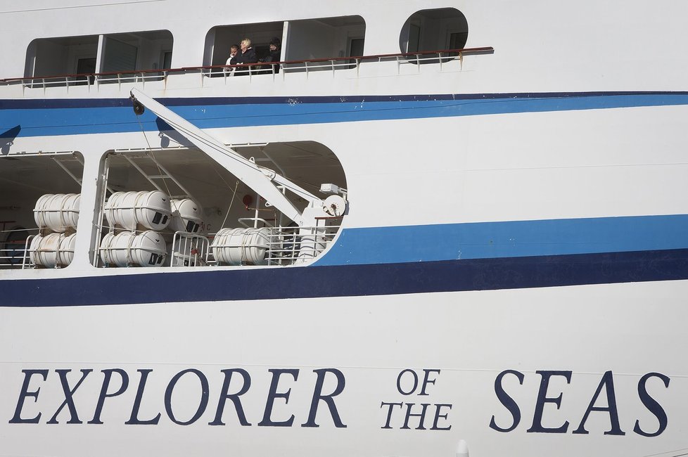 Na lodi Explorer of the Seas onemocnělo norovirem 700 lidí.