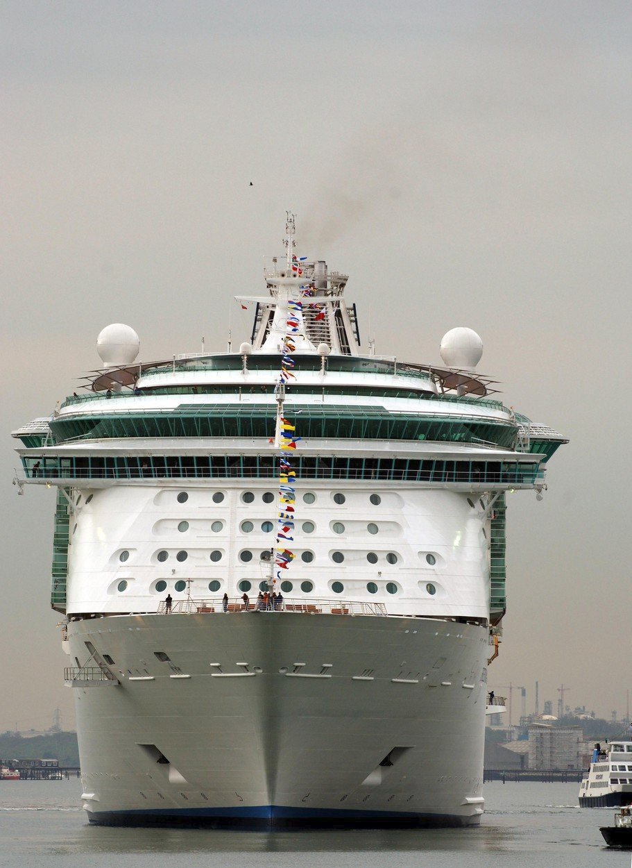Zaoceánský parník Freedom of the Seas vyplul v roce 2006. Cestující si na něm užívají skutečný luxus.