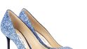 Modré lodičky se třpytkami, JIMMY CHOO, 495 €, www.mytheresa.com Modré lodičky se třpytkami, JIMMY CHOO, 495 €, www.mytheresa.com