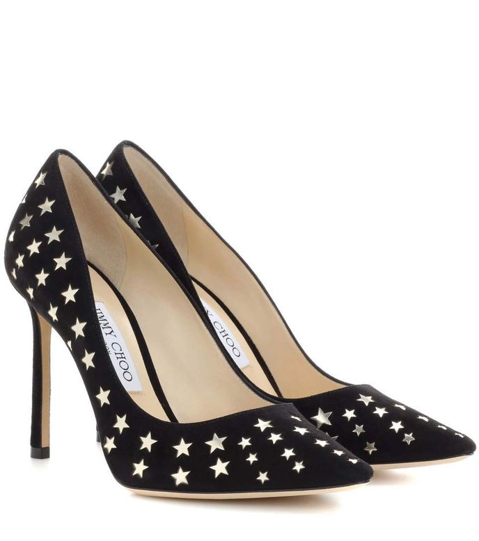 Kožené lodičky s hvězdami, JIMMY CHOO, 625 €, www.mytheresa.com Kožené lodičky s hvězdami, JIMMY CHOO, 625 €, www.mytheresa.com