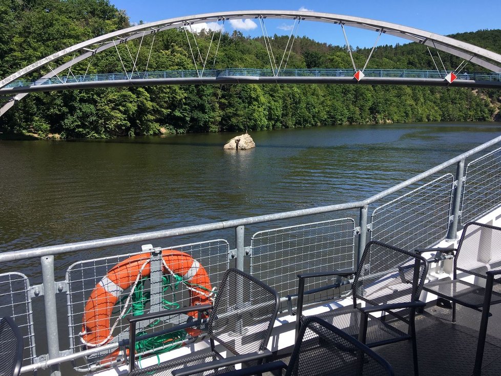 Na zastávce u  hradu Veveří  vystoupil největší počet cestujících.