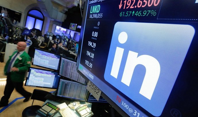 Microsoft v Číně kvůli tlaku úřadů zavře internetovou síť LinkedIn