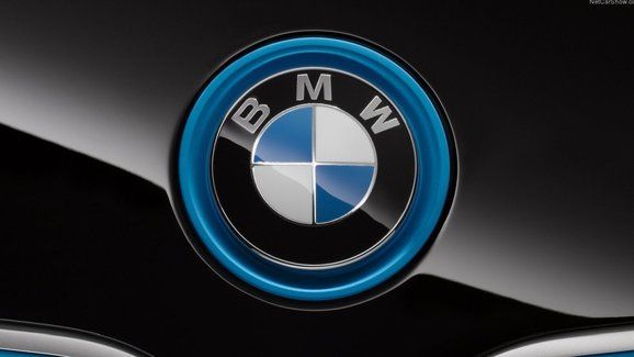 Automobilka BMW zvýšila zisk, kvůli viru ale omezí investice