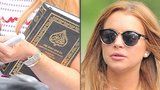 Stane se Lindsay Lohan muslimkou? Známá průšvihářka brání korán