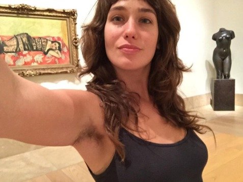 Lola Kirke