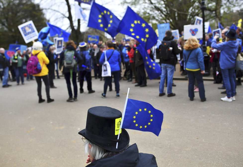 Londýnem prošel pochod za nové referendum o brexitu (23.3.2019)