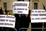 V Británii žijí miliony muslimů, soudy šaría si někteří z nich oblíbili.