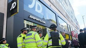Obchod JD Sports se nachází na Oxford Street.