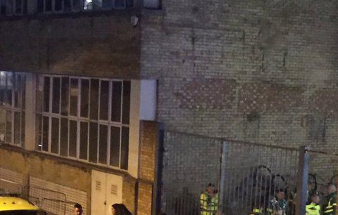 Tragický spor v nočním klubu: Rozzuřený muž postříkal dav Londýňanů kyselinou