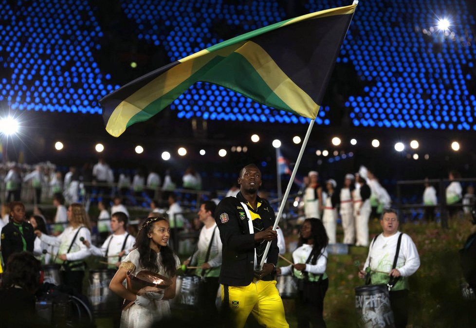 Jamajskou vlajku nesl nejrychlejší muž planety Usain Bolt