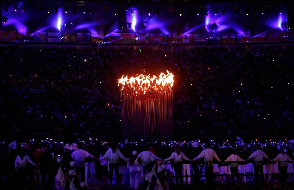 Olympijská pochodeň dostala v Londýně novou podobu