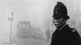 Velký smog v Londýně: Lidé se dusili a umírali přímo na ulici