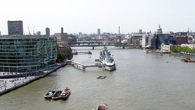 HMS Belfast na Temži.