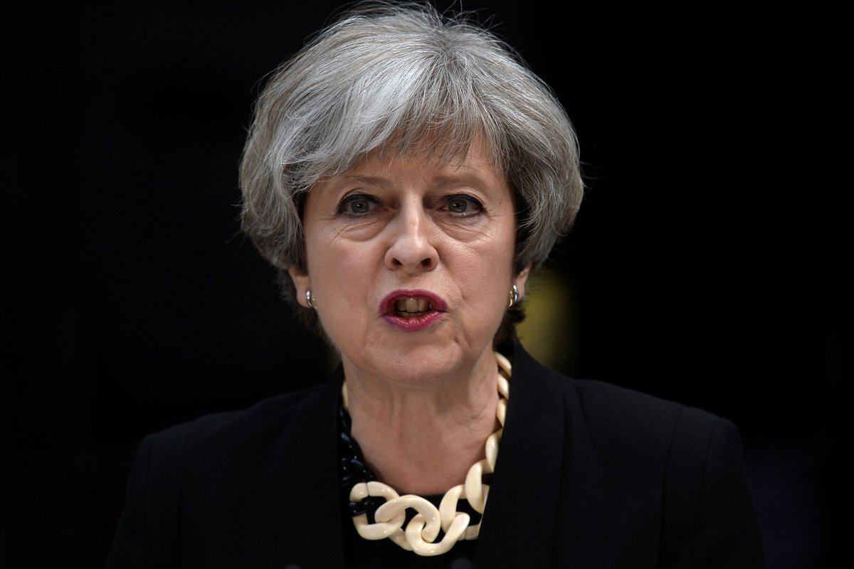 Theresa Mayová komentuje teroristický útok v Londýně