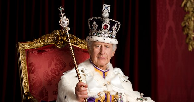 Britský král Karel III.