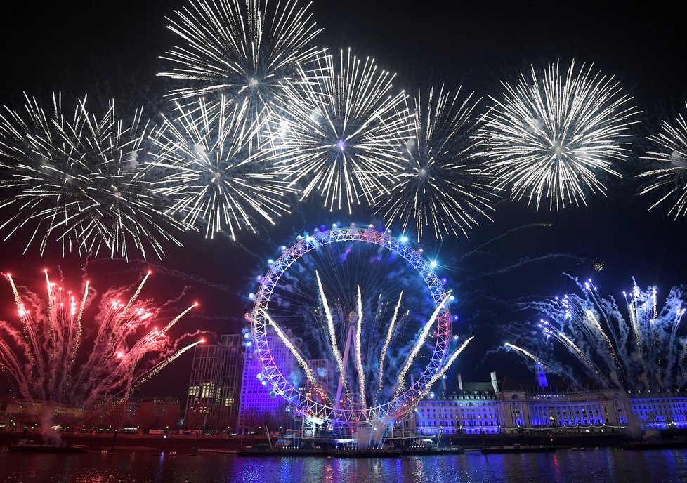 Silvestrovská oslava v Londýně: Takhle britská metropole vítala příchod roku 2020.