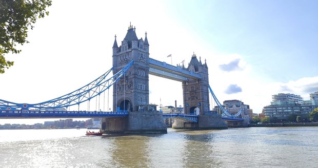 Tower Bridge v Londýně.