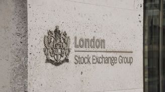 Británie uvolní pravidla pro vstup na akciovou burzu. Chce přivábit více startupů