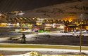 Longyearbyen leží 1200 kilometrů od polárního kruhu