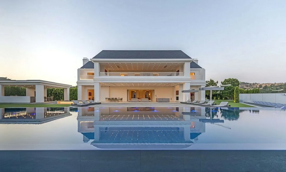 Jennifer Lopez a Ben Affleck koupili vilu za 1,3 miliardy korun