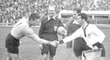 Lorenzo Buffon (vpravo) na světovém poháru v roce 1962. Lorenzo Buffon (vpravo) na světovém poháru v roce 1962.