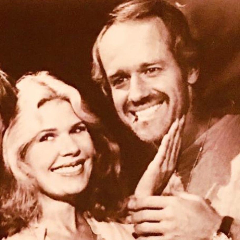 Loretta Swit a Mike Farrell k sobě měli vždy velice blízko.