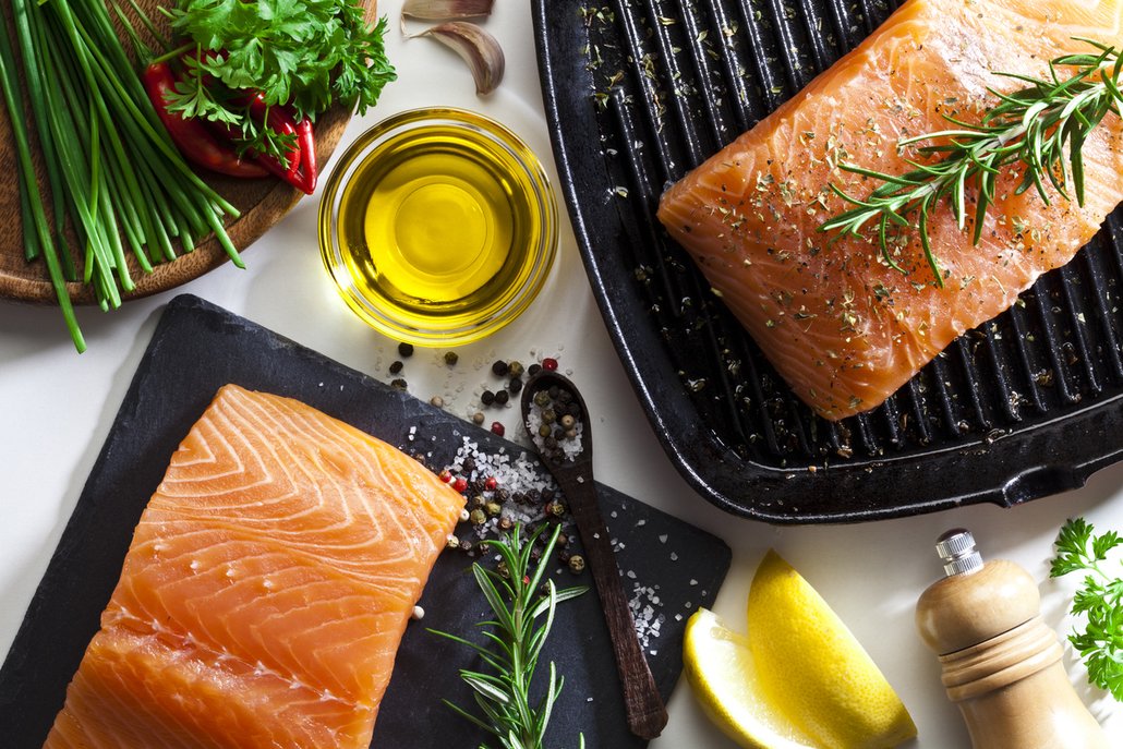 Filet z lososa můžete využít bezezbytku na tři různá jídla