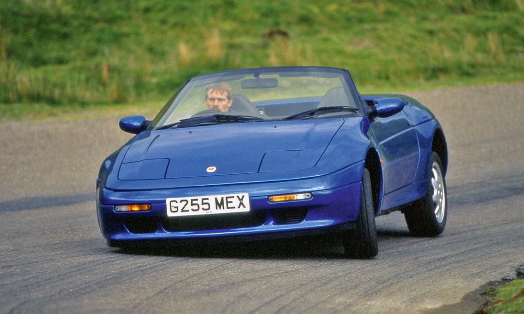 Lotus Elan SE (M100) (1989)