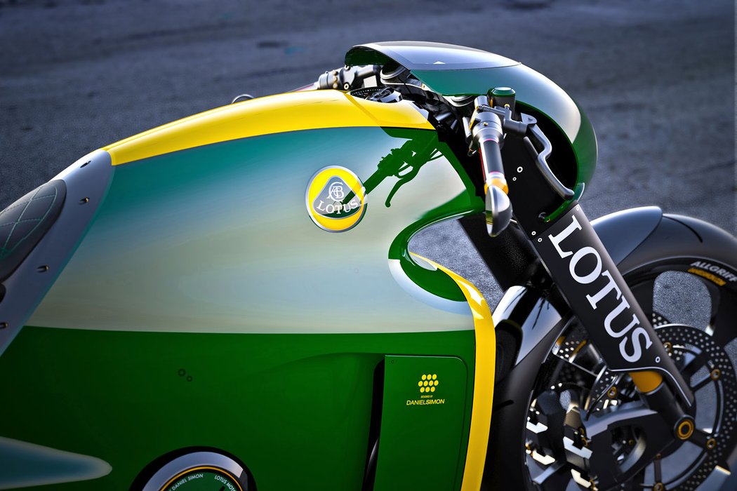 Superbike Lotus C-01