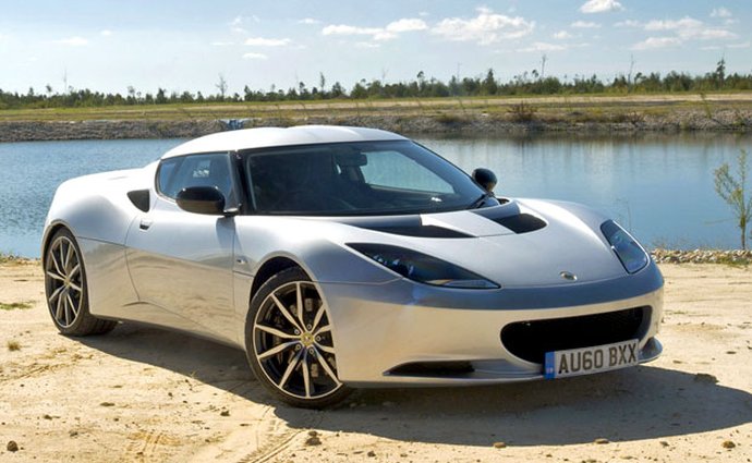 Lotus šetří: Evoluce namísto revoluce