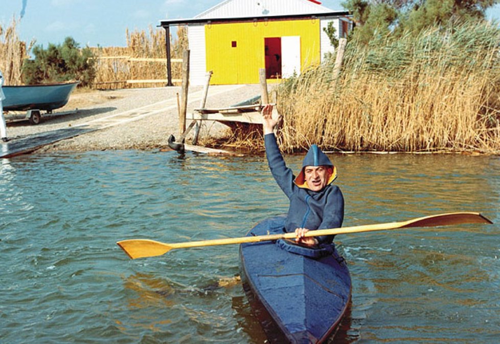 Tonoucí se stébla chytá, 1967