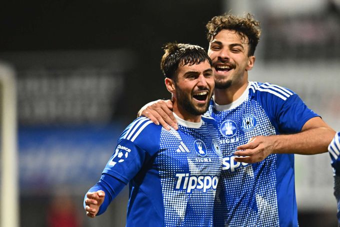 ONLINE: Jablonec - Olomouc 1:1. Chramosta srovnal z penalty, přestřelka na Slovácku ONLINE: Jablonec - Olomouc 1:1. Chramosta srovnal z penalty, přestřelka na Slovácku