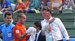 Poslední pokyny pro Wesleyho Sneijdera, který vyrovnal na 1:1.