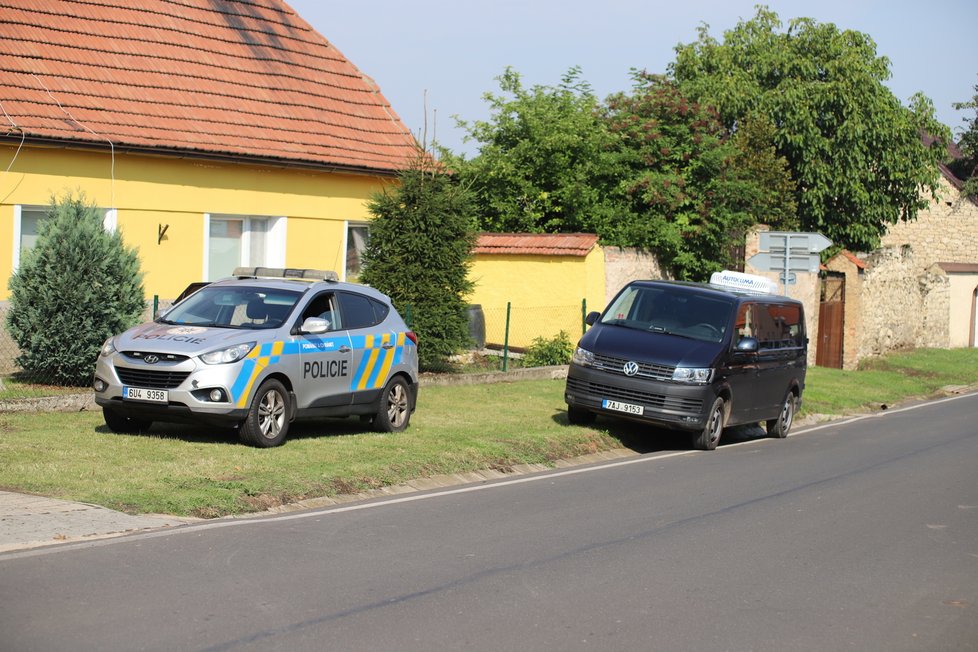 Policie pátrá v okolí bydliště 7 let pohřešované mámy 4 děti Jany Paurové