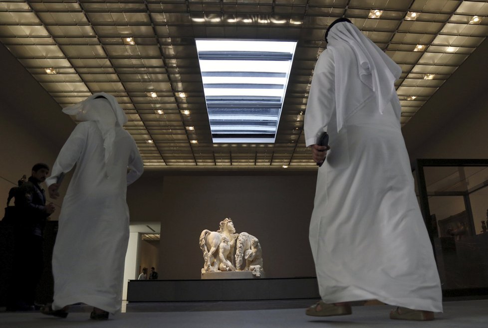 Emiráty jsou bohatý stát, který se chce tvářit tolerantně, ale realita je často jiná