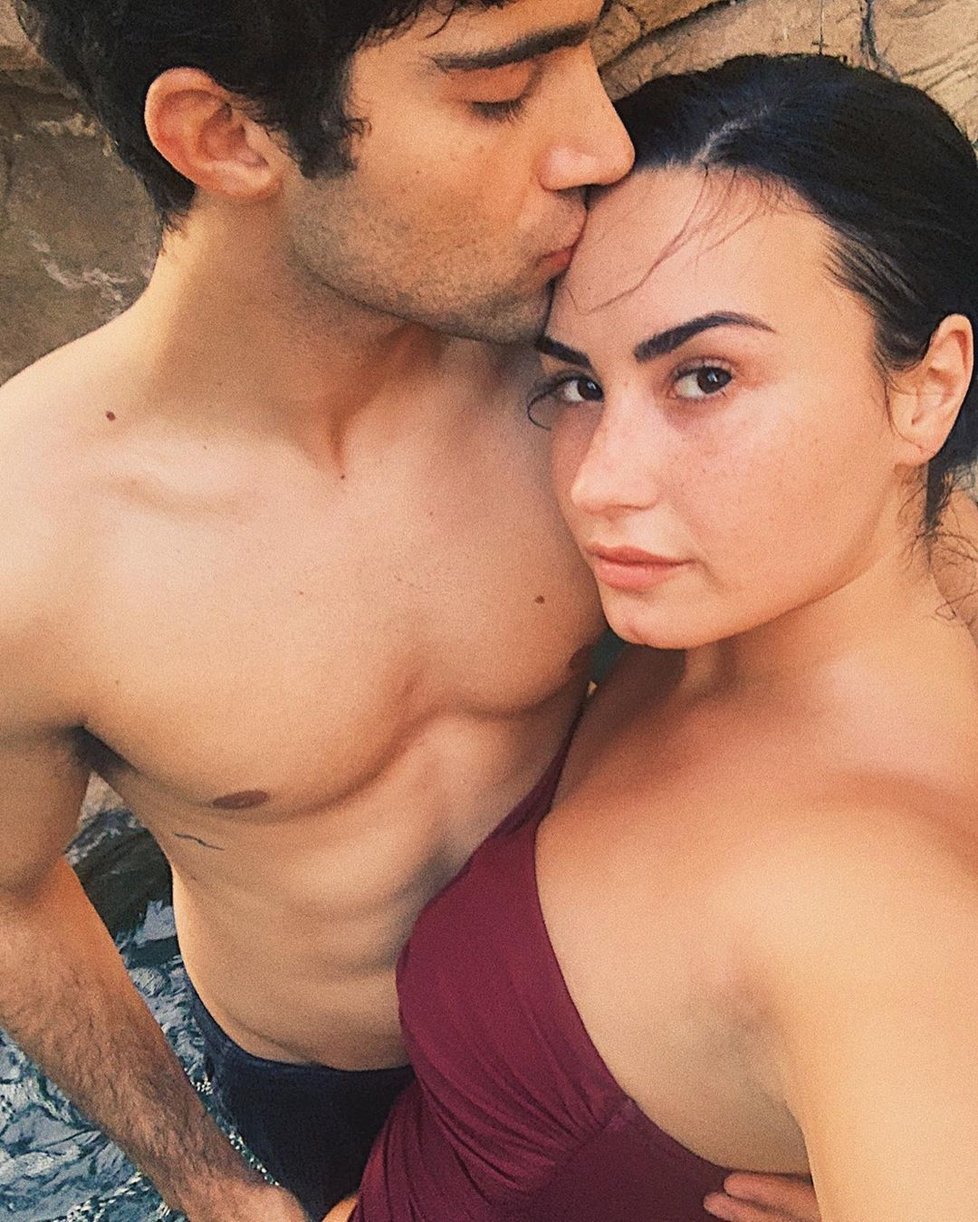 Demi Lovato a Max Ehrich