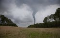 V USA lovci bouřek hlásí meteorologickým úřadům možný výskyt tornád